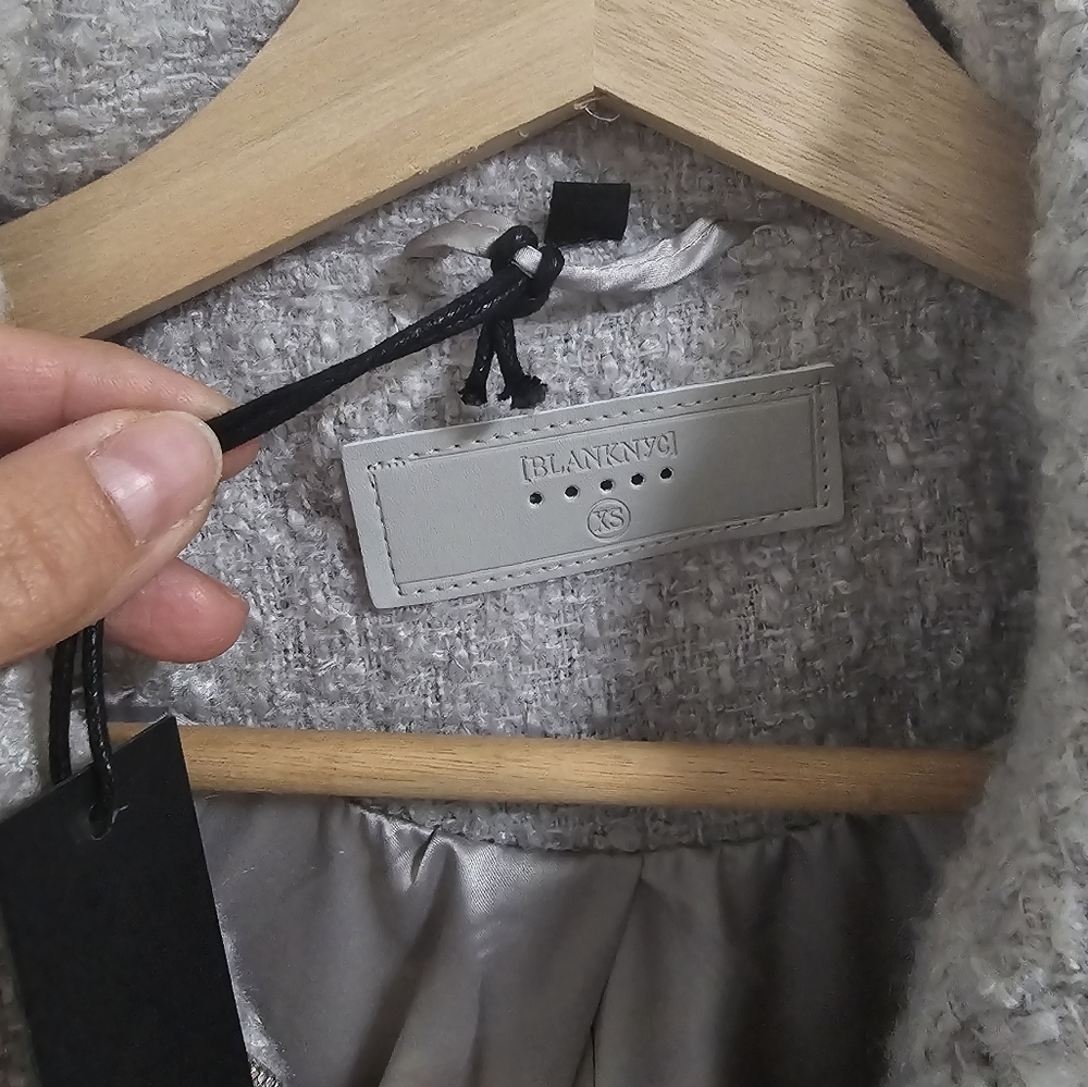 Blank NYC taupe tweed cropped jacket - Picture 4 of 6